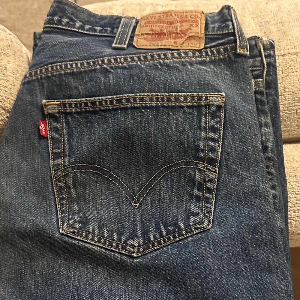 Levi's Men's Dark Blue Bootcut Jeans